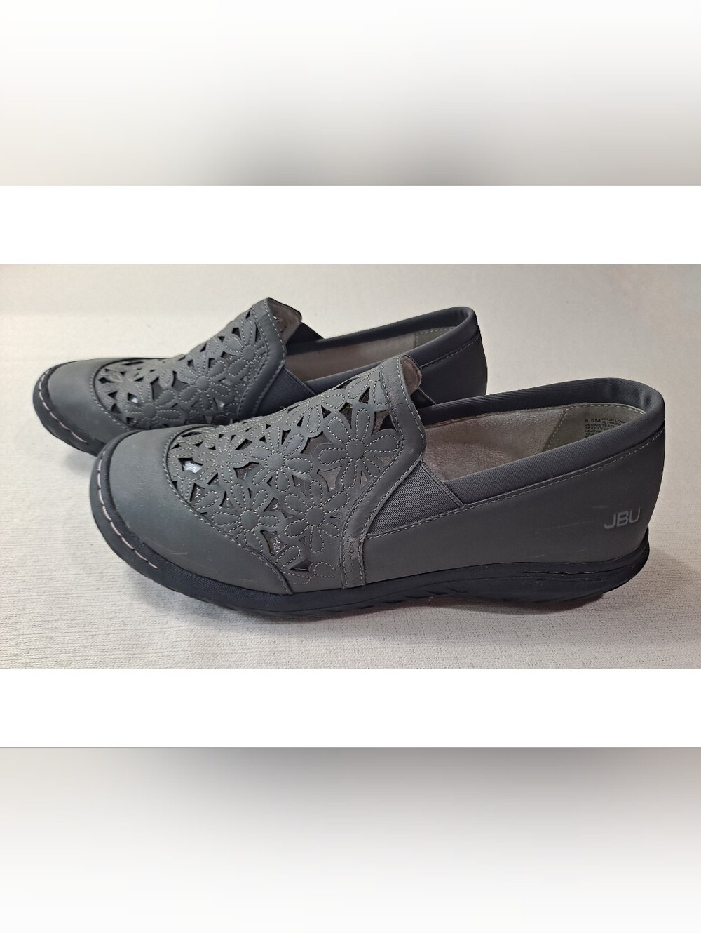 JBU by Jambu Women's 8.5M Wildflower Moc Gray Slip-On Comfort Shoe